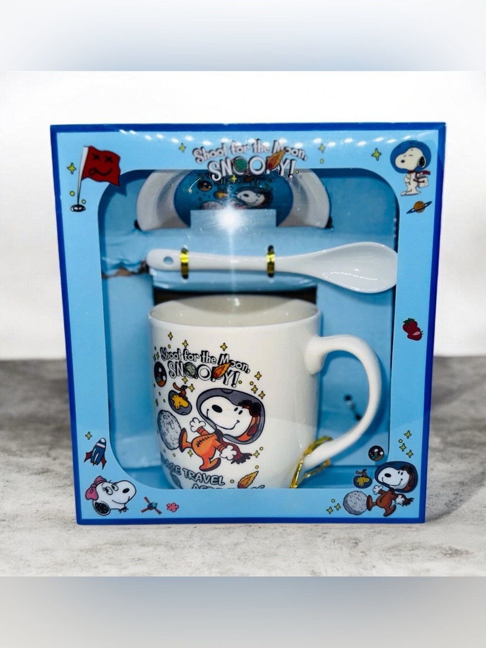 NIB Snoopy Mug Set